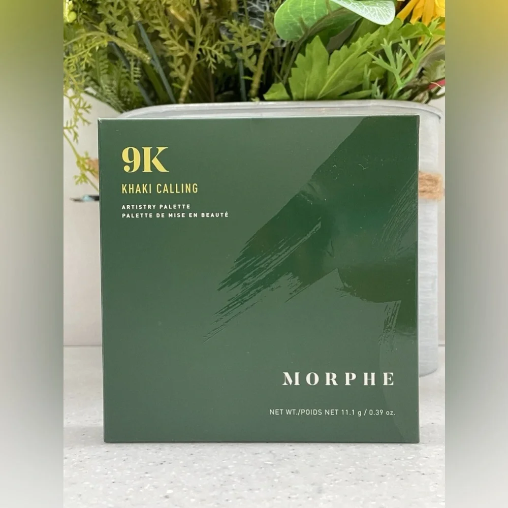 MORPHE 9K KHAKI CALLING ARTISTRY EYESHADOW PALETTE (NEW WITH TAGS)